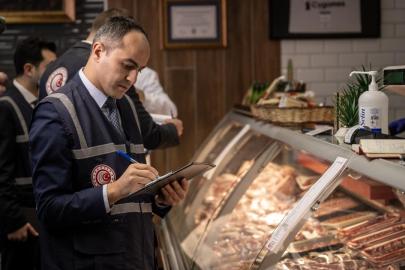 Beyaz et fiyatlarına fahiş zam yapan marketlere 10,1 milyon lira ceza