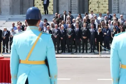 CHP Balıkesir eski milletvekili Orhan Sür'e TBMM'de son görev... Mutlak butlan sonrası ilk kez karşılaştılar