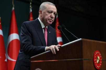 Cumhurbaşkanı Erdoğan'dan Kadir İnanır için başsağlığı mesajı
