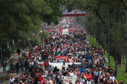Dünya Kupası’na saatler kala Meksika’da protesto düzenlendi
