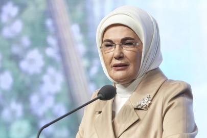 Emine Erdoğan, LGS'ye girecek öğrencilere başarı diledi
