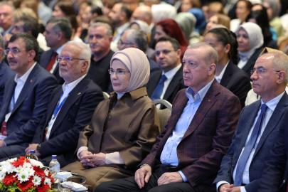 Emine Erdoğan: Yeni yol haritası hizmet yolculuğunu güçlendirecek