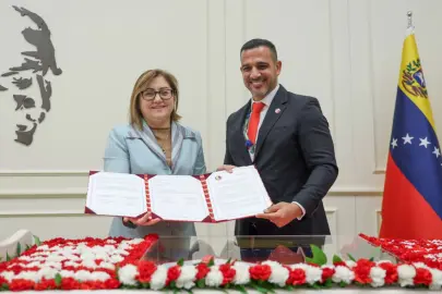 Gaziantep'ten Venezuela'ya yardım çağrısı... Başkan Şahin bir aylık maaşını bağışladı