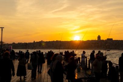 Meteoroloji tarih verdi, İstanbul ve Ankara'da sıcaklık yeniden 30 derecenin üstüne çıkacak 