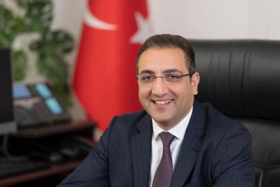 Seferihisar Belediyesi'ne operasyon. Balçova Belediye Başkanı Onur Yiğit adli kontrolle serbest