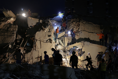 Venezuela'da "ikiz deprem" felaketi: 40 saniye arayla 7,2 ve 7,5'lik yıkım