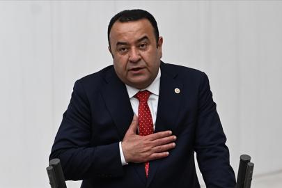 Adnan Beker CHP'den istifa etti