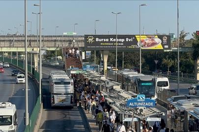 Dikkat! Yarın altı durak kapalı: Metrobüs, Fatih Sultan Mehmet Köprüsü'nden gidecek