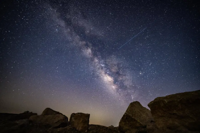 Bu gece gökyüzünde şölen var. Perseid meteor yağmurunu Türkiye'de hangi şehir kaçta izleyecek?