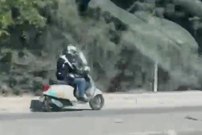 Trafiği tehlikeye attı: Ters yönde ilerledi